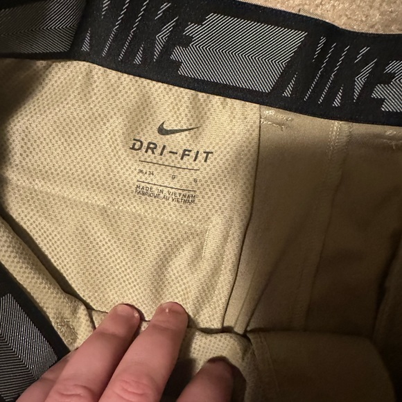 Nike Golf Pants - Picture 3 of 4